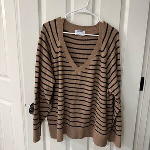 Old Navy Women’s Striped V-Neck Sweater